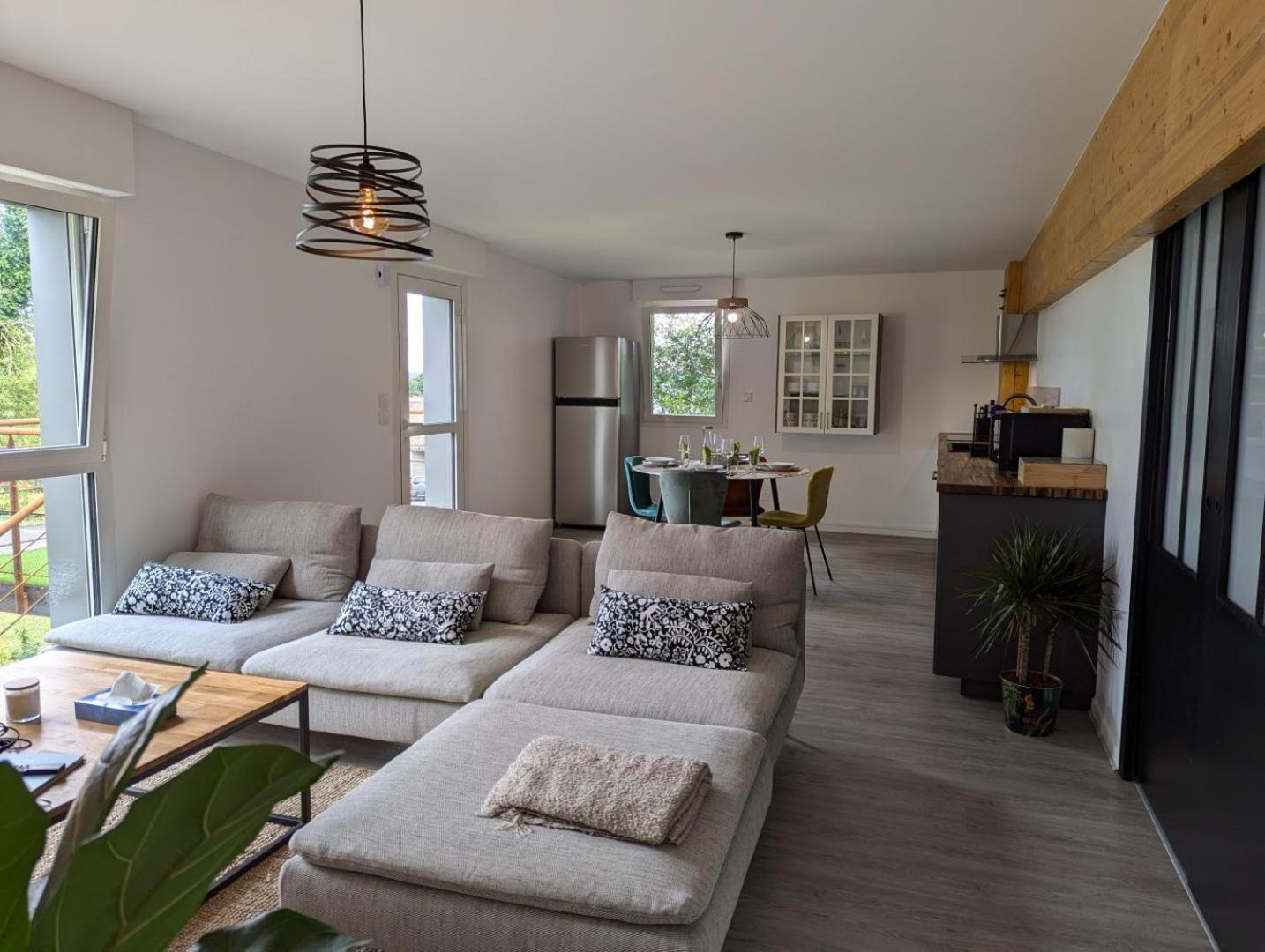 Clemathite Apartment *